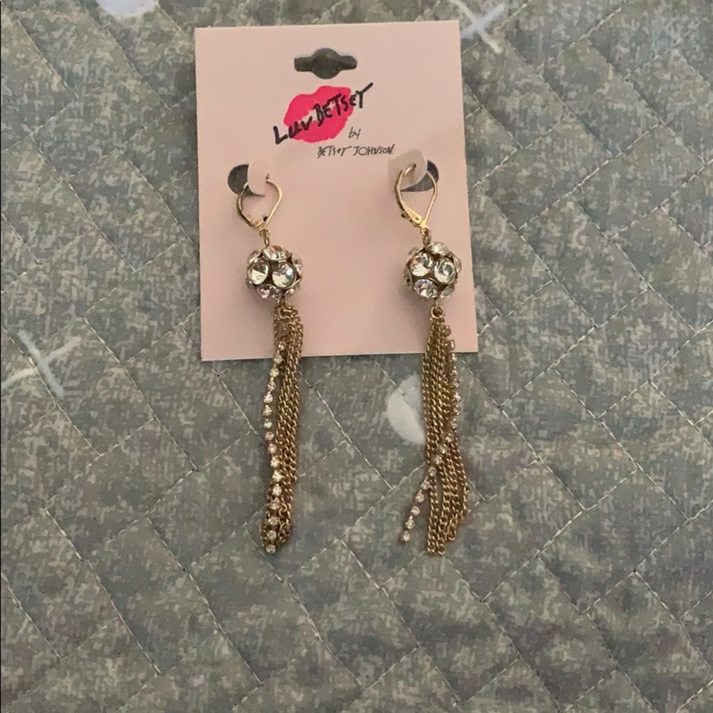 Betsey Johnson earrings ♥️